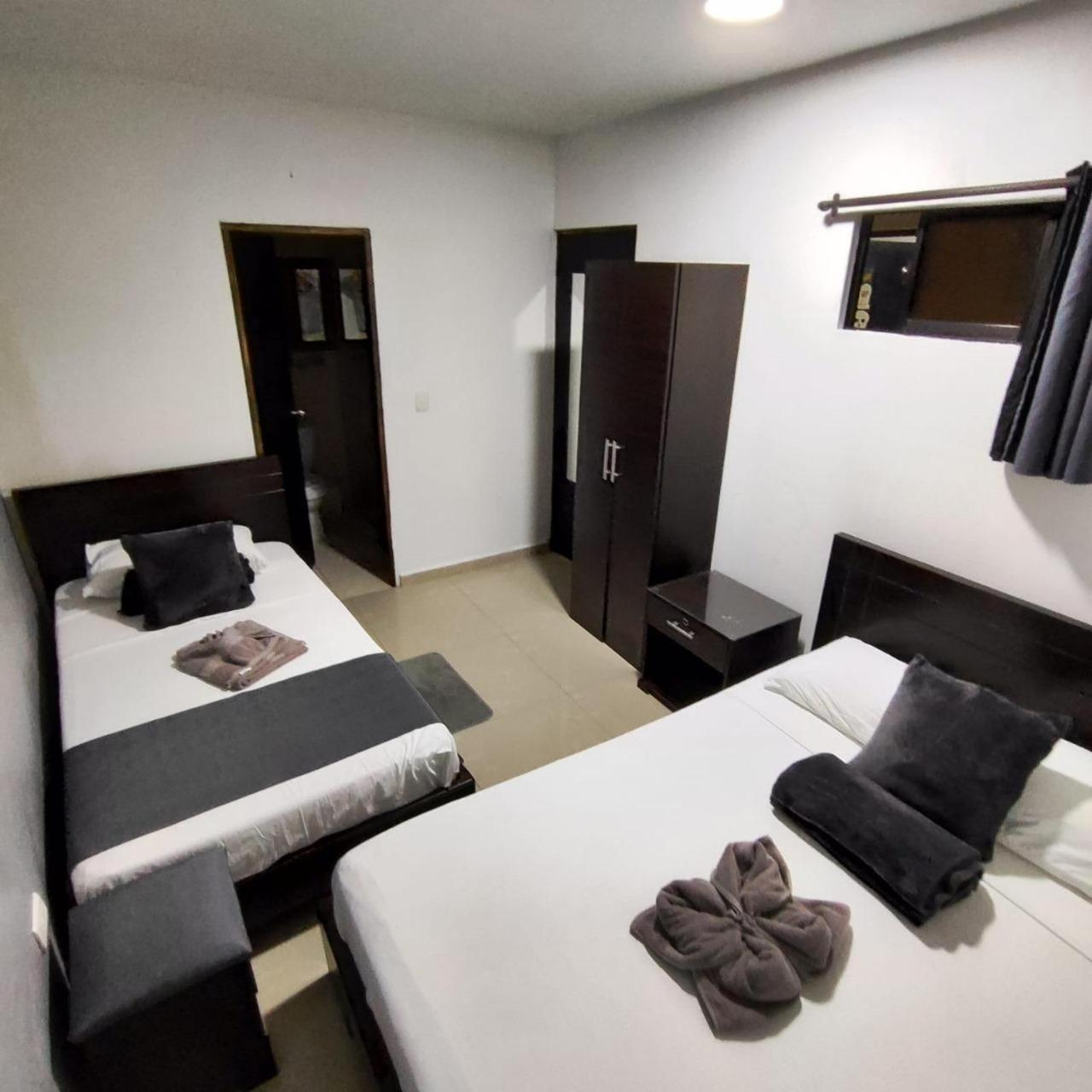 International Hotel מדיין מראה חיצוני תמונה