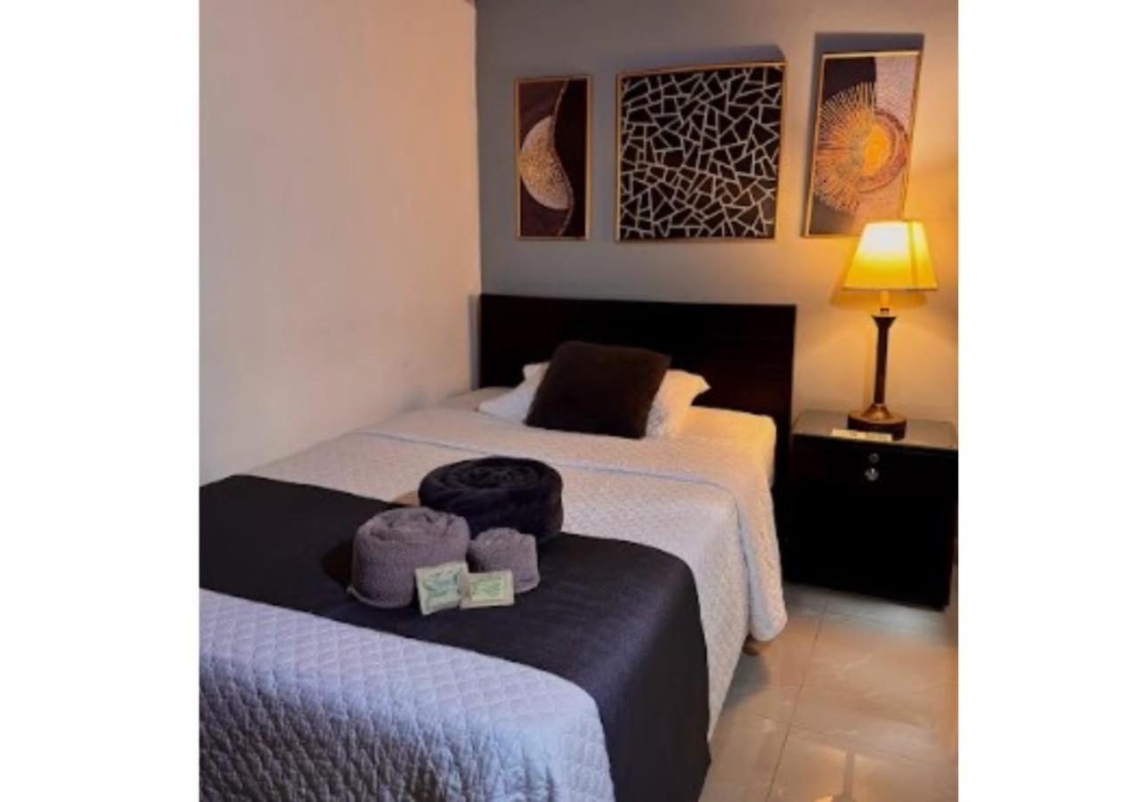 International Hotel מדיין מראה חיצוני תמונה